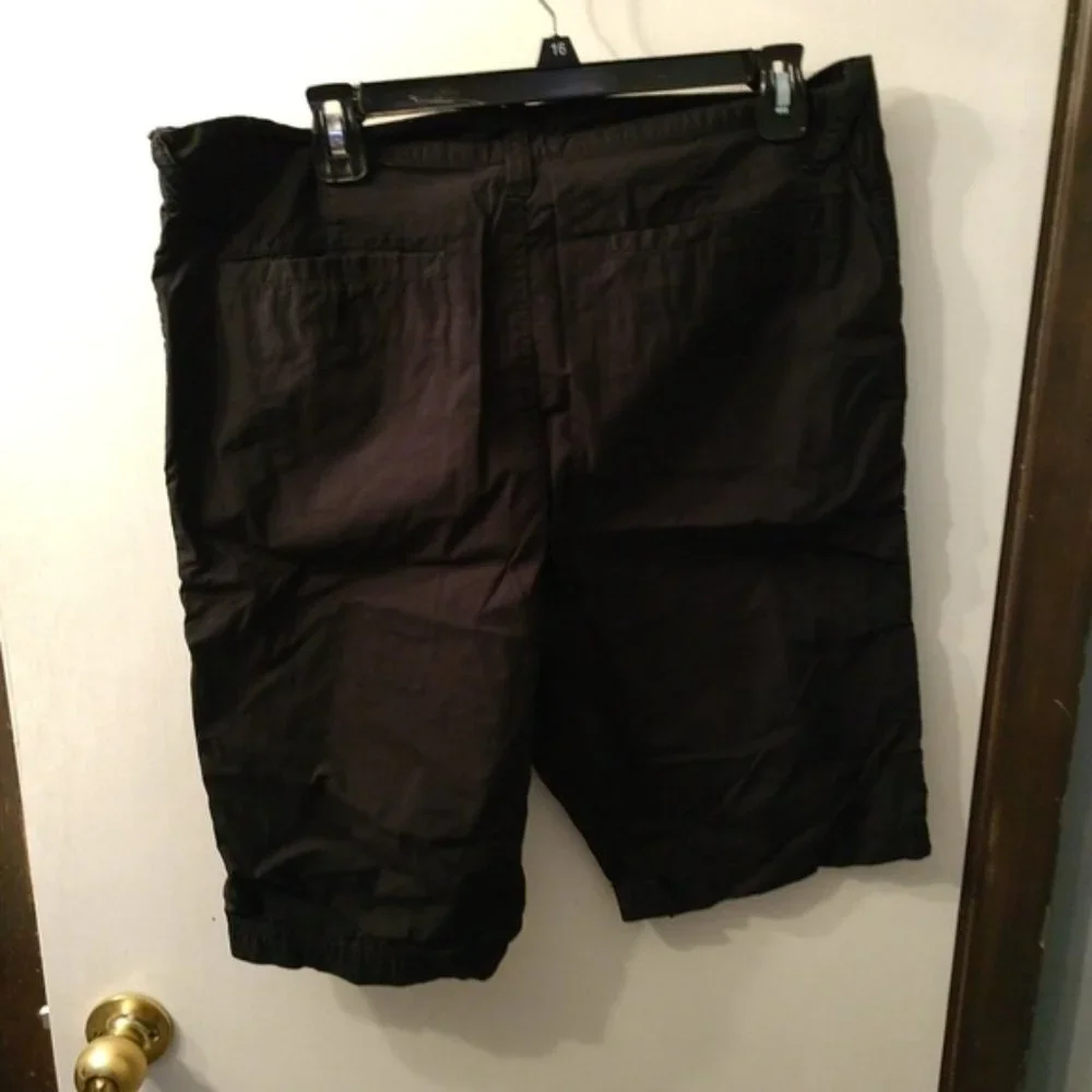American Rag Cargo Shorts - Picture 3 of 3